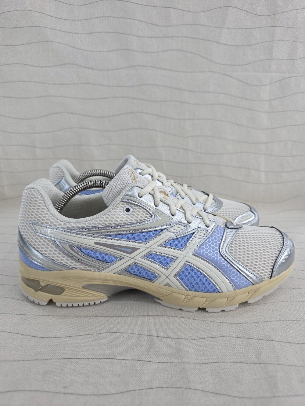 Asics Mens Gel-DS Trainer 14 Ivory Light Sapphire Shoes 1203A607 Size 9 NEW